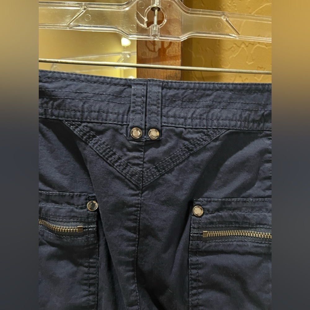 INC International Concepts Relaxed fit Women’s Cargo Capris Navy Size 18W - Picture 8 of 8